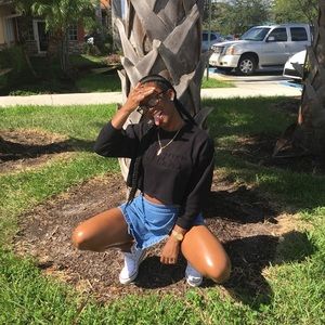 Guess! Me Not Crop Top